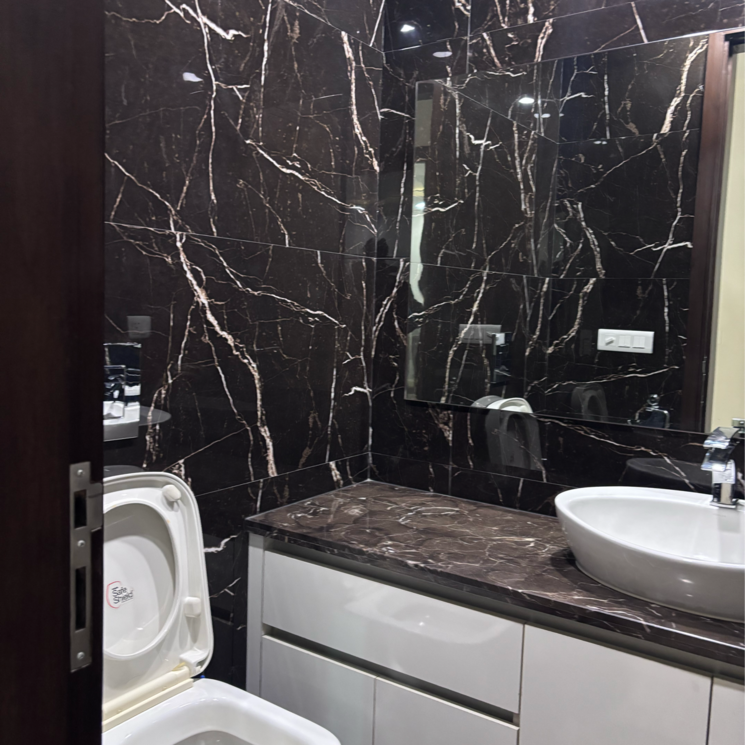 Attached Bathroom, green park extension 4 Bedroom 400 Sq.Yd. Builder Floor In Green Park Extension Delhi 9623006