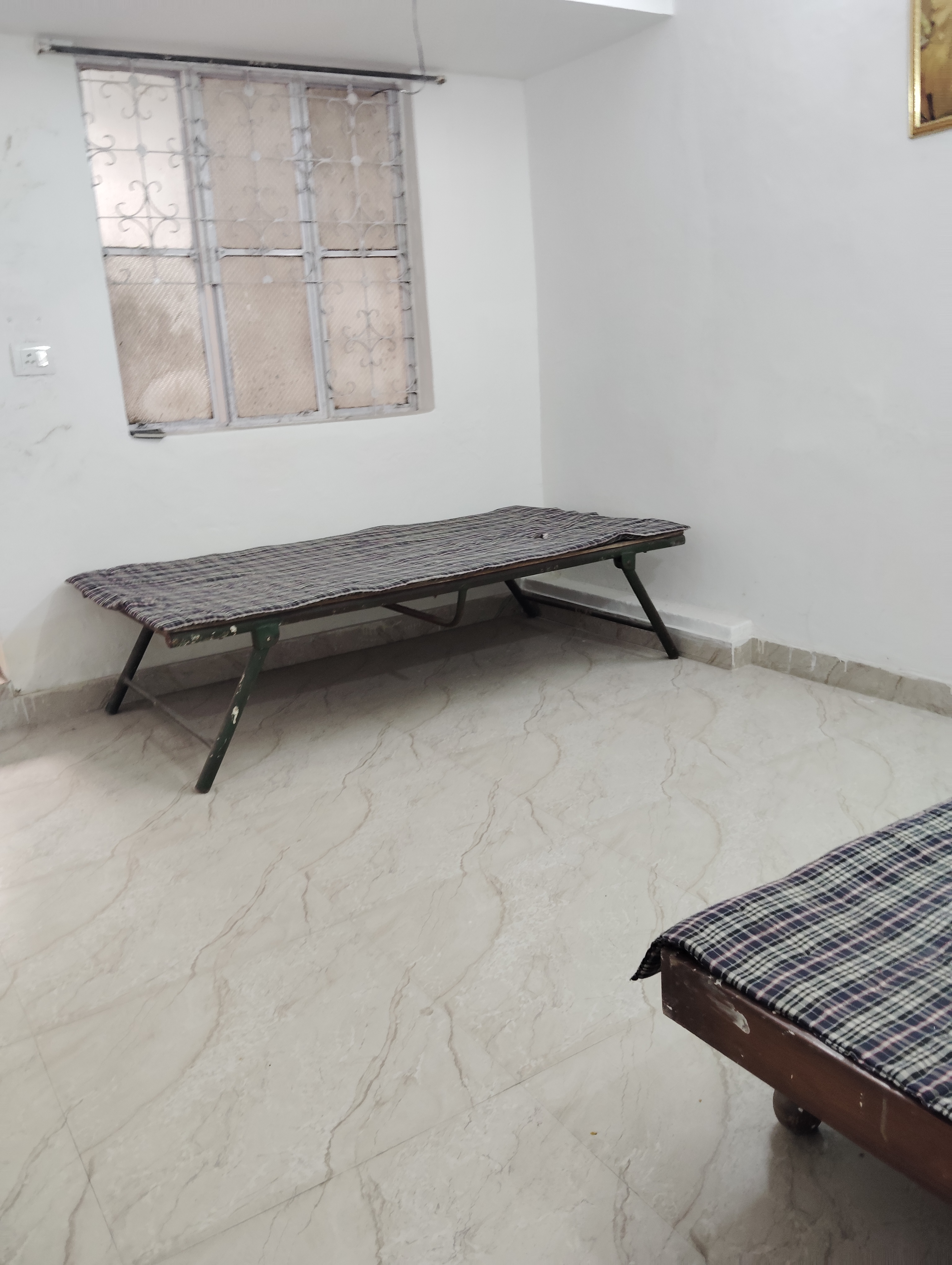 1.5 BHK Builder Floor For Rent in Kalkaji