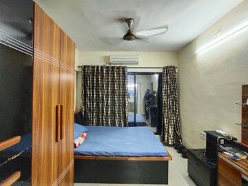 Bedroom in 2 BHK Apartment at GHP Woodland Heights, Chandivali – for Rent