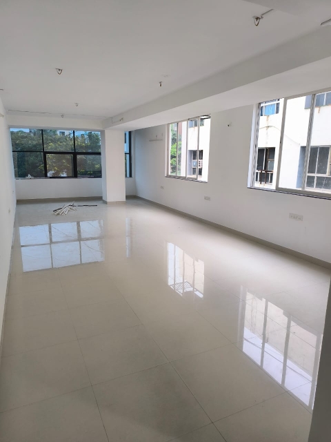Office Space For Rent in Commercial Complex 