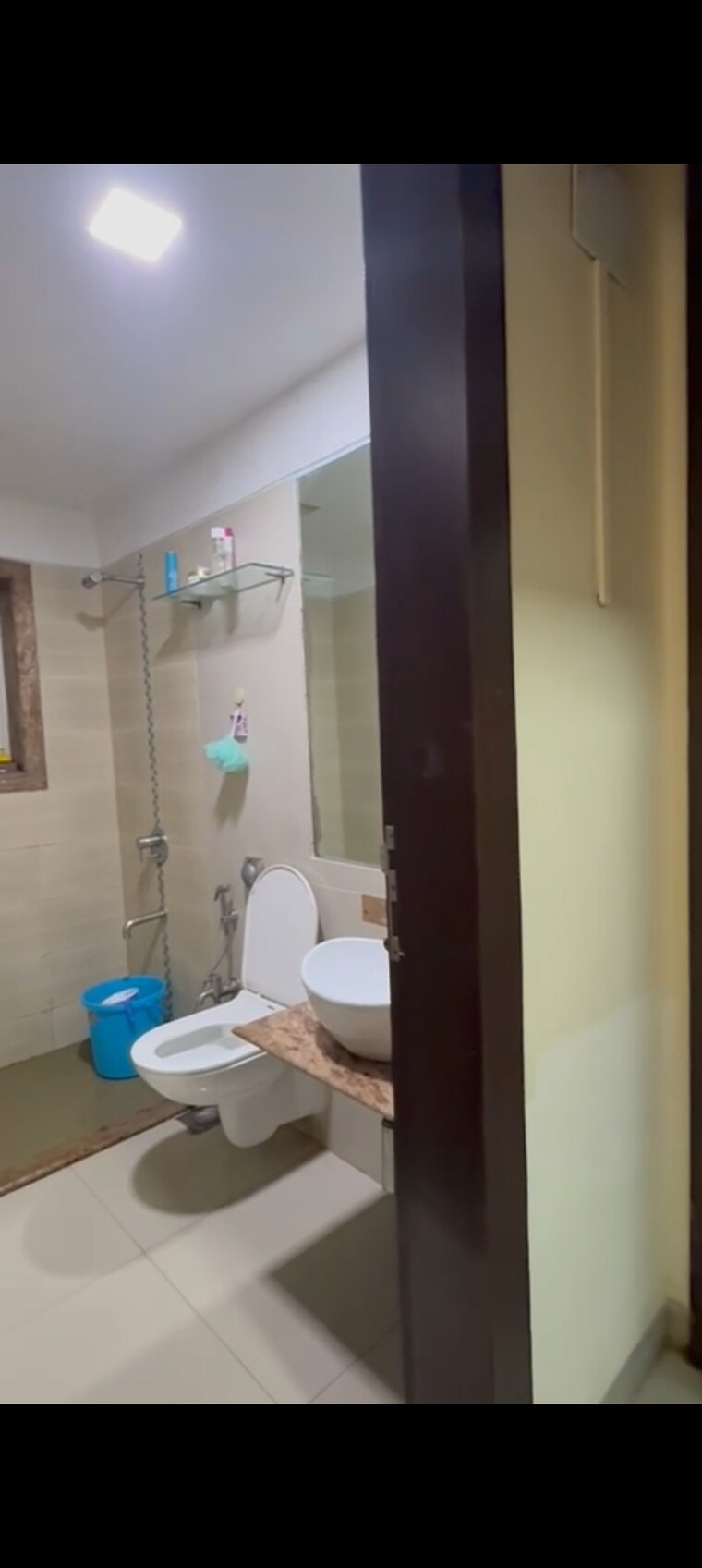 Bathroom, dosti-flamingos 2 Bedroom 710 Sq.Ft. Apartment In Parel Mumbai 9623059