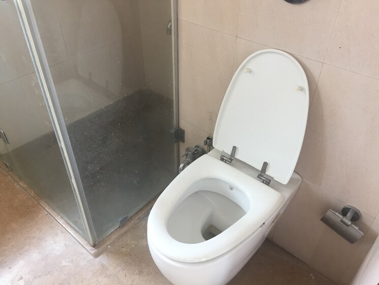 Bathroom, db-orchid-woods 3 Bedroom 1820 Sq.Ft. Apartment In Goregaon East Mumbai 9623066