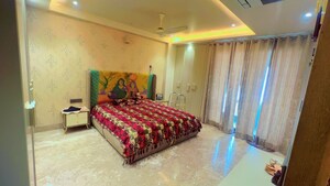 Bedroom in 3 BHK Builder Floor at Anand Vihar – for Rent