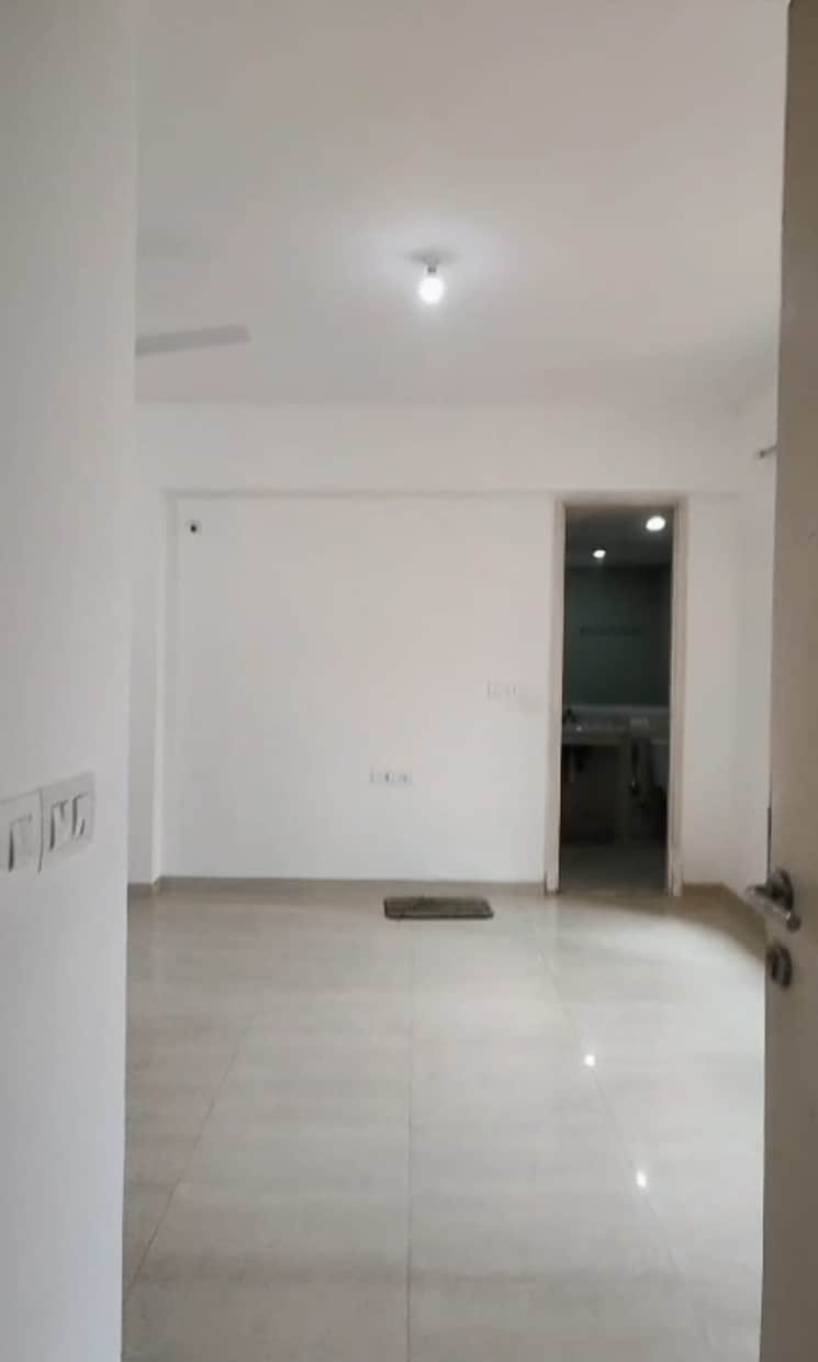 Room, hiranandani-meadows 3.5 Bedroom 1650 Sq.Ft. Apartment In Manpada Thane 9623104