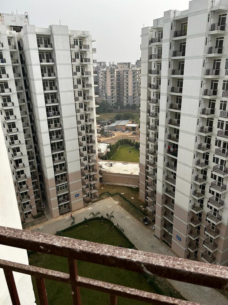 Exterior View, suncity-avenue-76 2 Bedroom 582 Sq.Ft. Apartment In Sector 76 Gurgaon 9623099