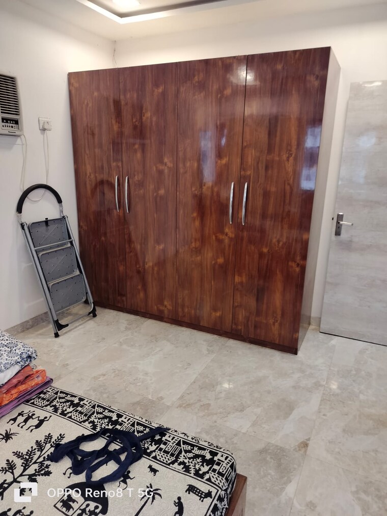 Room, andheri west 1 Bedroom 600 Sq.Ft. Apartment In Andheri West Mumbai 9623115