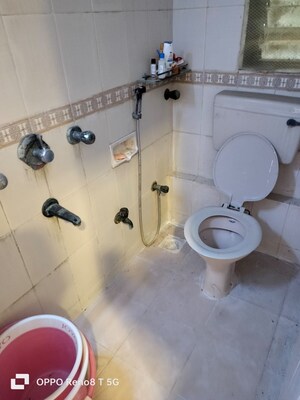 Bathroom in 1 BHK Apartment at Andheri West – for Rent