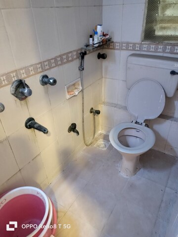 Bathroom in 1 BHK Apartment at Andheri West – for Rent