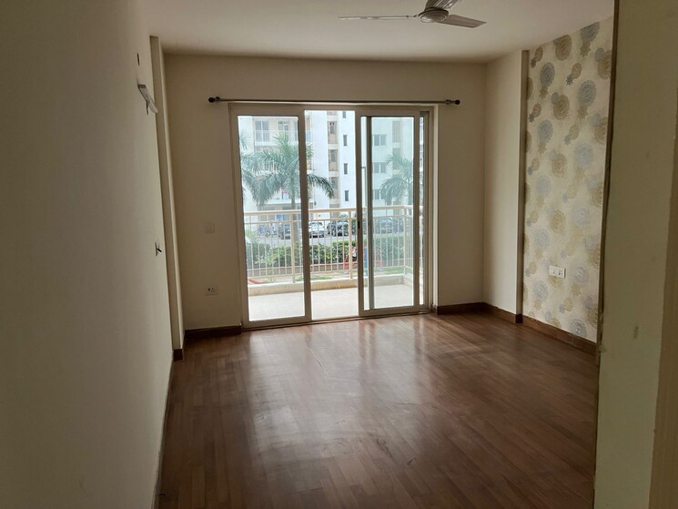 Room, suncity-avenue-76 2 Bedroom 582 Sq.Ft. Apartment In Sector 76 Gurgaon 9623106