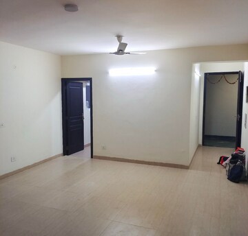 Room in 3.5 BHK Apartment at 3C Orris Greenopolis, Sector 89 – for Rent
