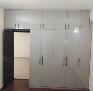 Room in 3.5 BHK Apartment at 3C Orris Greenopolis, Sector 89 – for Rent