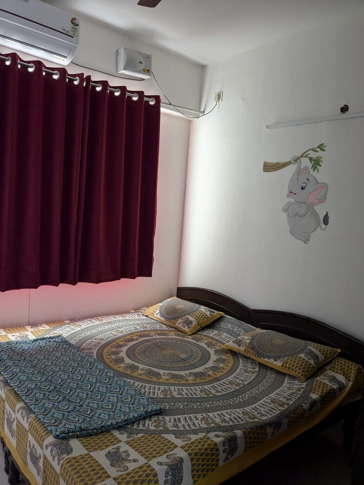 Bedroom, suncity-avenue-76 2 Bedroom 635 Sq.Ft. Apartment In Sector 76 Gurgaon 9623112