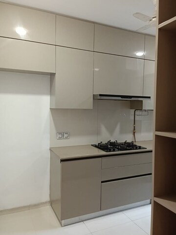Kitchen in 3 BHK Apartment at Hiranandani Meadows, Manpada – for Sale