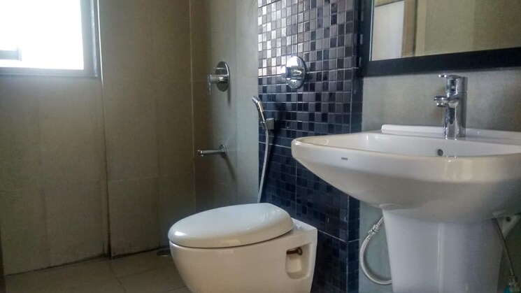 Bathroom, lodha-splendora 1 Bedroom 457 Sq.Ft. Apartment In Ghodbunder Road Thane 9623128