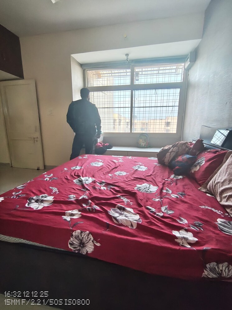 Bedroom, vijay-ratan-vihar 3 Bedroom 1500 Sq.Ft. Apartment In Sector 15 Gurgaon 9623133