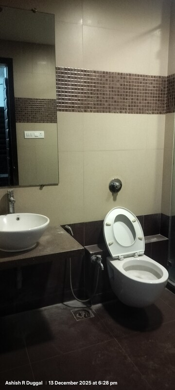 Bathroom in 4 BHK Apartment at Supreme Pallacio, Baner – for Rent