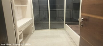 Room in 4 BHK Apartment at Supreme Pallacio, Baner – for Rent