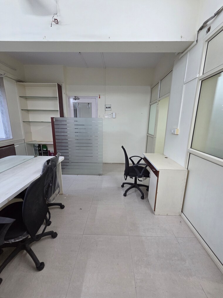 Team Area, pratibha-apartments Commercial Office Space 500 Sq.Ft. In Panch Pakhadi Thane 9623160