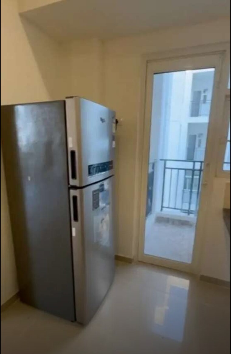 Room, gomti nagar 3 Bedroom 2250 Sq.Ft. Apartment In Gomti Nagar Lucknow 9623166