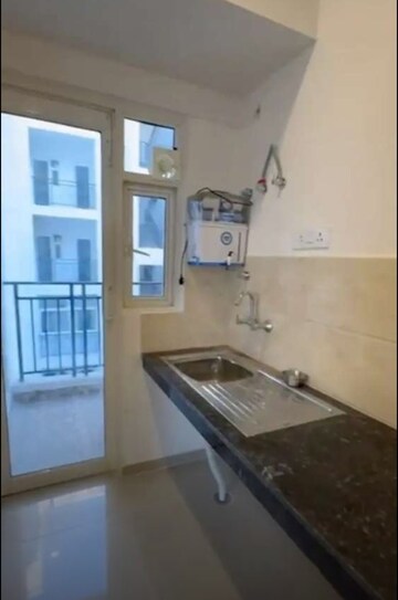 Kitchen in 3 BHK Apartment at Gomti Nagar – for Rent