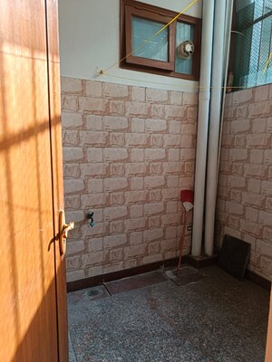 Bathroom in 2 BHK Independent House at Sector 31 – for Rent