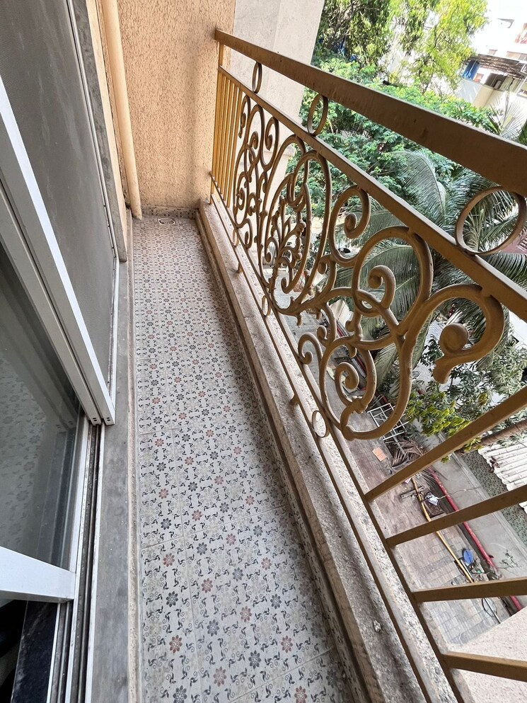 Balcony, shree-gayatri-chs 1 Bedroom 495 Sq.Ft. Apartment In Kopri Thane 9623237