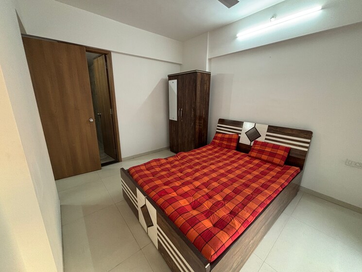 Bedroom, kohinoor-zen-estate 2 Bedroom 900 Sq.Ft. Apartment In Kharadi Pune 9623273