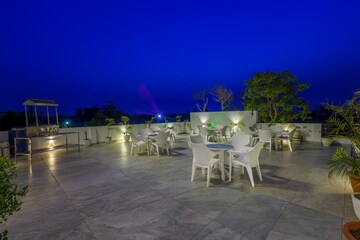 6+ BHK Villa – Exterior View View at Ramnagar - for Sale