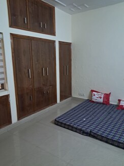 6+ BHK Independent House For Sale in Sector 55