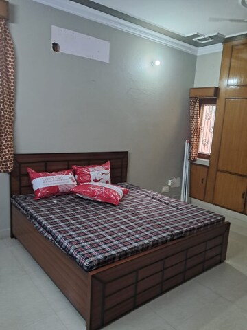Bedroom in 4 BHK Apartment at Mayur Vihar Phase Iii – for Sale