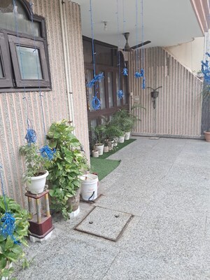  4 BHK Apartment at Mayur Vihar Phase Iii – for Sale