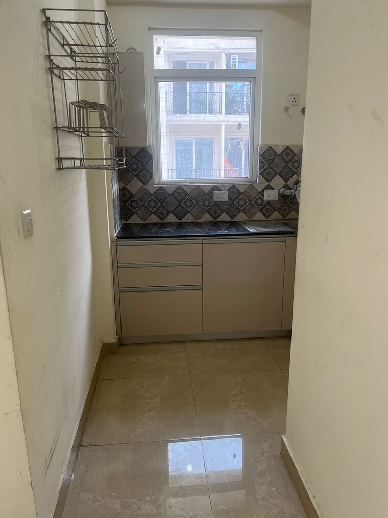 Bathroom, signature-global-park-4-and-5 3 Bedroom 1120 Sq.Ft. Builder Floor In Sohna Sector 36 Gurgaon 9623383