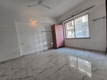 Room in 1 BHK Apartment at VTP One, Kharadi – for Rent