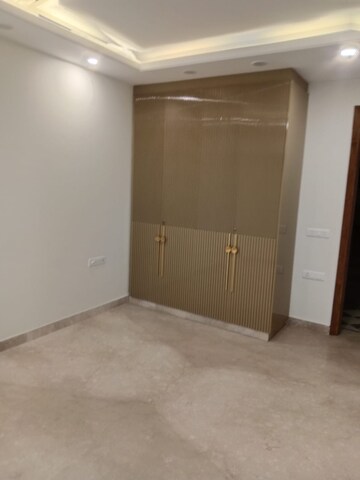 Bedroom in 6 BHK Independent House at Lajpat Nagar Iii – for Rent