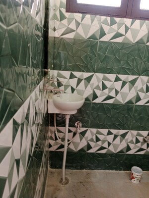 Bathroom in 1 BHK Builder Floor at Huda – for Rent