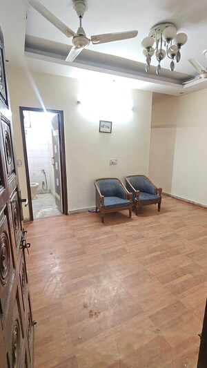 Room in 2 BHK Builder Floor at Malviya Nagar – for Rent