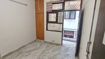 Room in 2 BHK Builder Floor at Malviya Nagar – for Rent