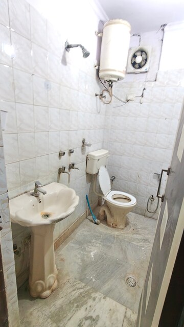Bathroom in 2 BHK Builder Floor at Malviya Nagar – for Rent