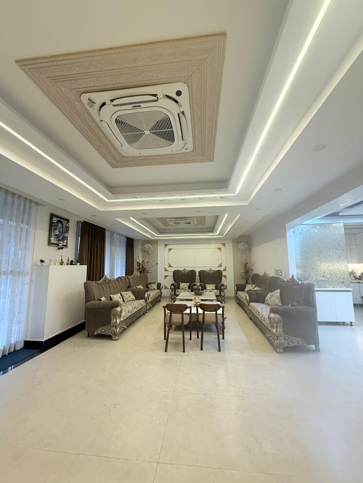 Living Room, sector 26 5 Bedroom 250 Sq.Mt. Villa In Sector 26 Noida 9623438