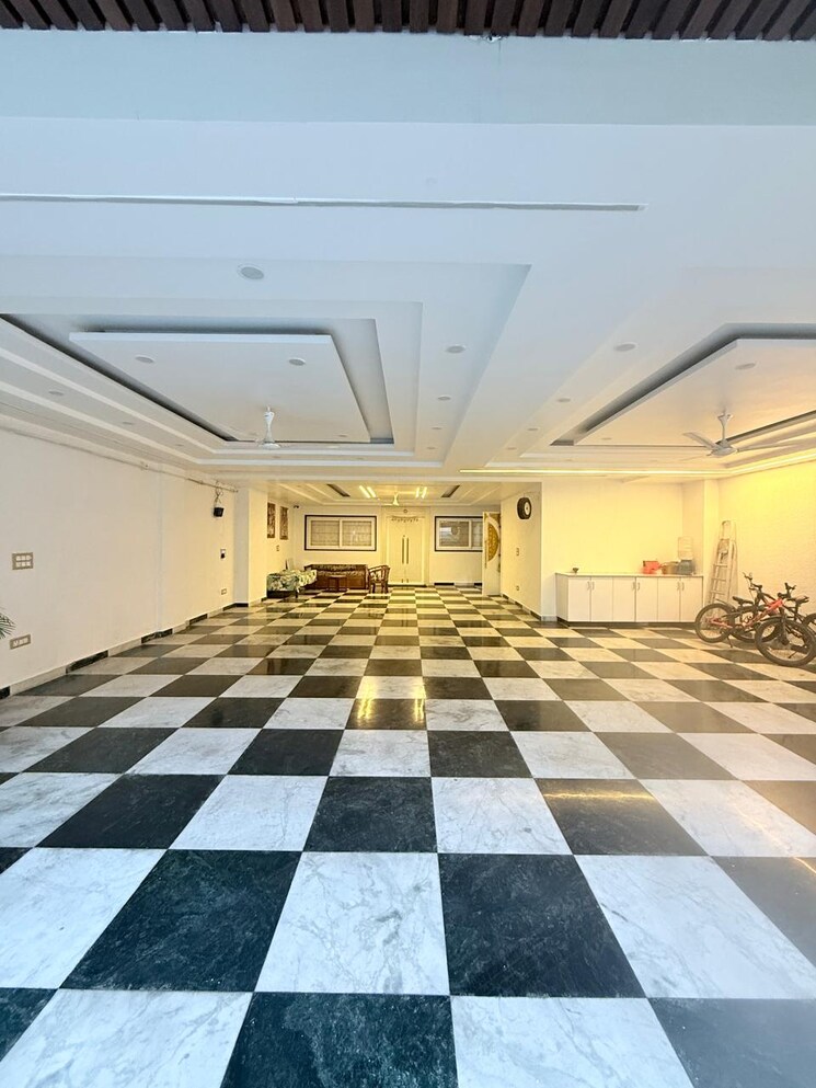 Exterior View, sector 26 5 Bedroom 250 Sq.Mt. Villa In Sector 26 Noida 9623438