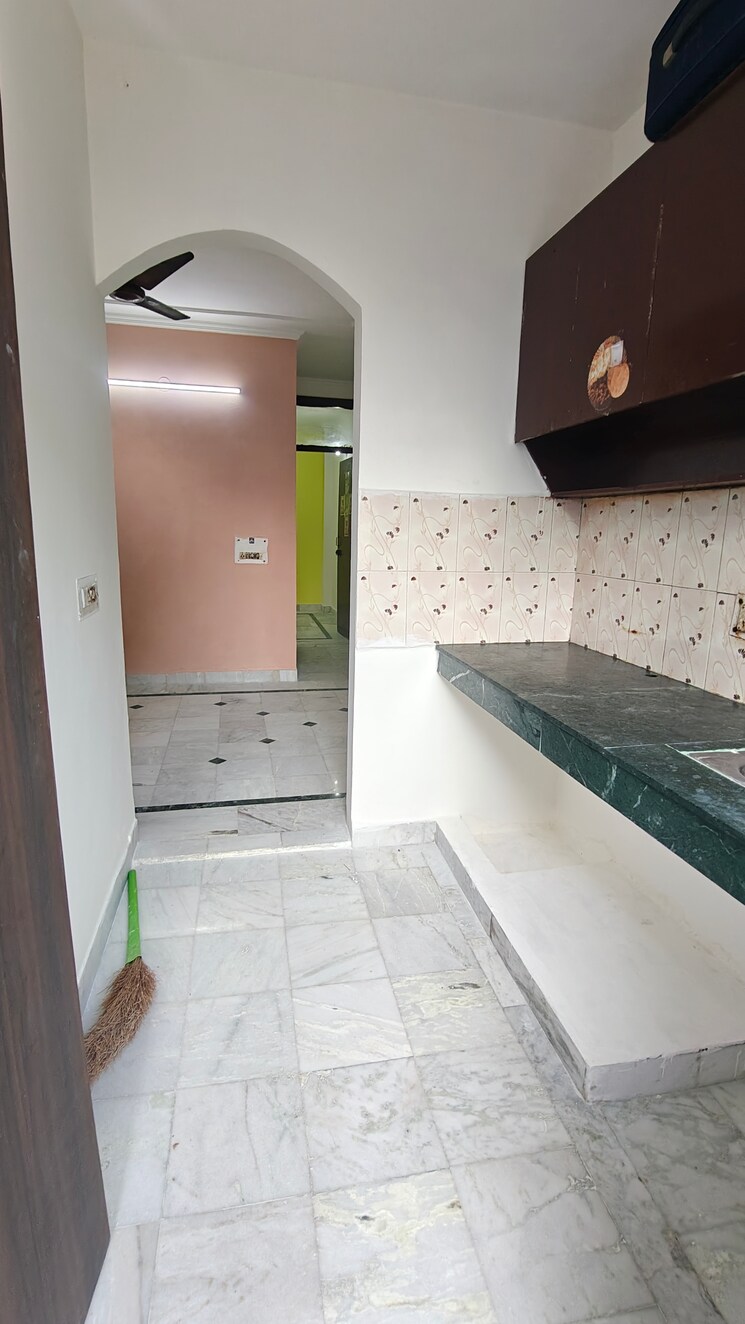 Kitchen, malviya nagar 1 Bedroom 600 Sq.Ft. Builder Floor In Malviya Nagar Delhi 9623436