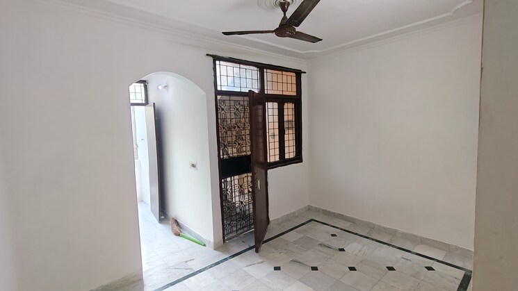 Room, malviya nagar 1 Bedroom 600 Sq.Ft. Builder Floor In Malviya Nagar Delhi 9623436
