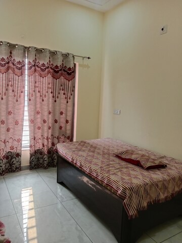 Bedroom in 3 BHK Builder Floor at Huda – for Rent