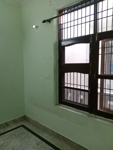 Room in 2 BHK Builder Floor at Huda – for Rent