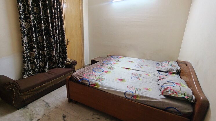 Bedroom, malviya nagar 3 Bedroom 1500 Sq.Ft. Builder Floor In Malviya Nagar Delhi 9623445