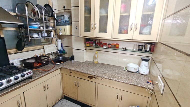 Kitchen, malviya nagar 3 Bedroom 1500 Sq.Ft. Builder Floor In Malviya Nagar Delhi 9623445