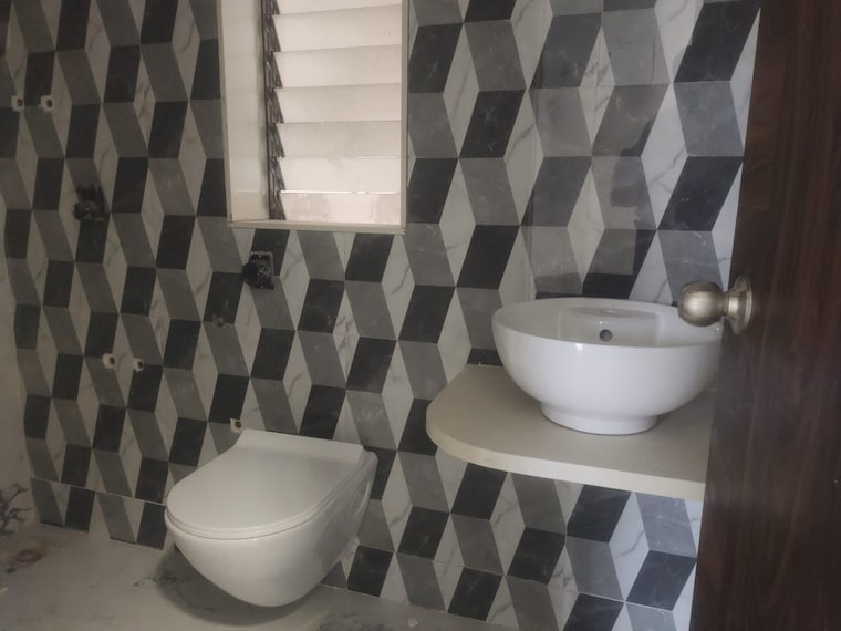 Bathroom, raj-akshay 1 Bedroom 625 Sq.Ft. Apartment In Mira Road Thane 9623447