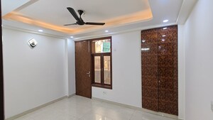 Room in 3 BHK Builder Floor at Malviya Nagar – for Rent