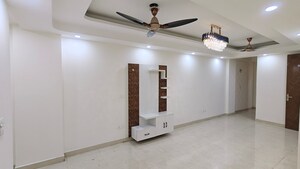 Room in 3 BHK Builder Floor at Malviya Nagar – for Rent