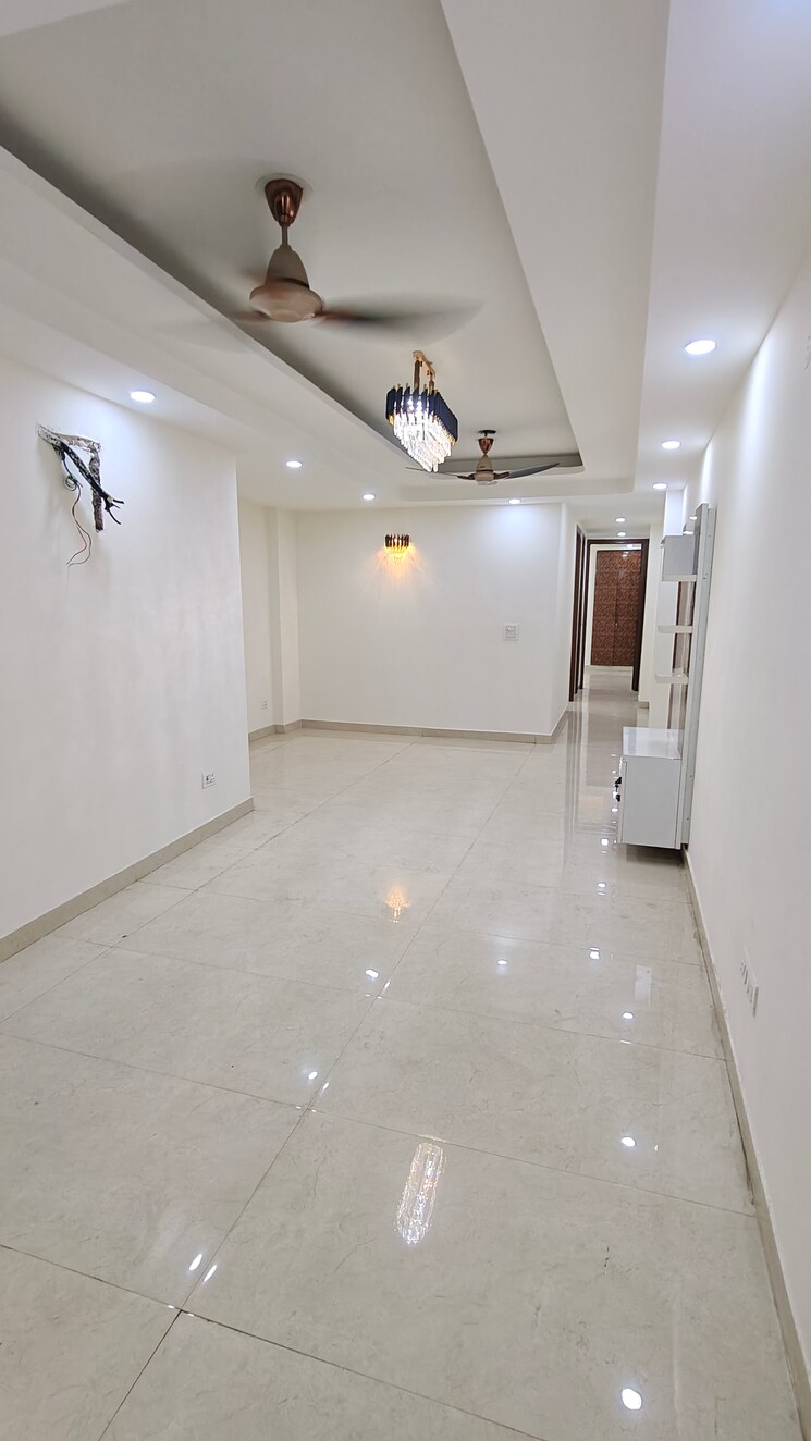 Room, malviya nagar 3 Bedroom 1500 Sq.Ft. Builder Floor In Malviya Nagar Delhi 9623449